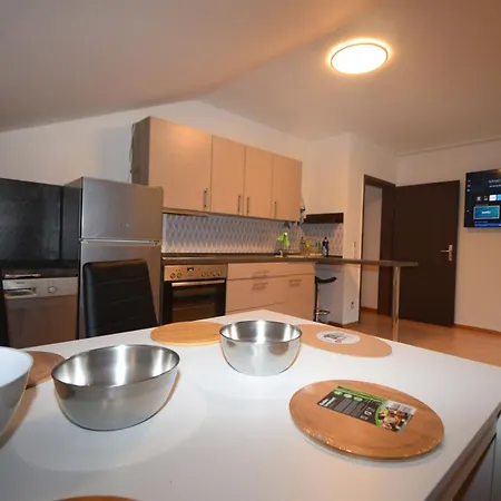 Homestay Ferienunterkuenfte Maucher Immobilien